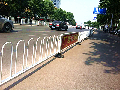 京式道路护栏 - 问鼎国际图片3