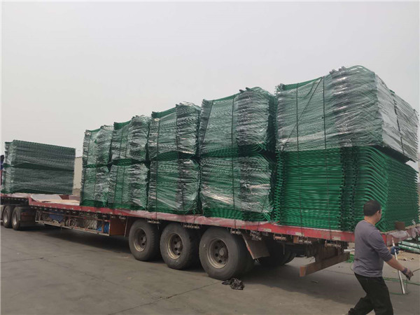 广东汕头河道护栏网 - 问鼎国际图片4